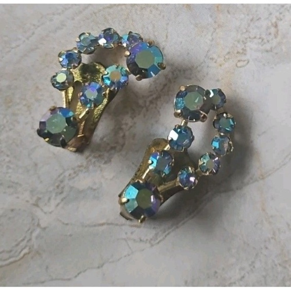 Vintage Aurora Borealis Clip On Earrings Austria Mark